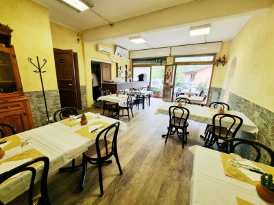 Pizzeria - cessione attività ben avviata forno a legna