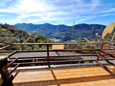 MOCONESI APPARTAMENTO CON BALCONE