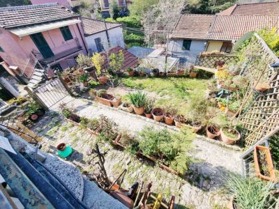 Appartamento indipendente con giardino e cantina